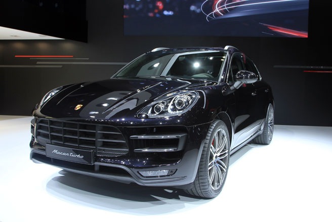 tokyo motor show 2013 porsche macan 01 Macan 2014: Mẫu xe đánh dấu sự tham gia của Porsche vào phân khúc SUV cỡ nhỏ hạng sang