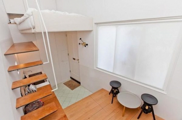 1411014238 tiny house for sale in london 0002 Tham quan thiết kế căn hộ nhỏ 17 mét vuông, giá hơn... 9 tỉ đồng