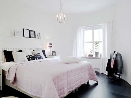 cozy scandinavian bedrooms 41 554x415 Cùng nhìn qua bộ thiết kế phòng ngủ phong Scandinavia đầy quyến rũ